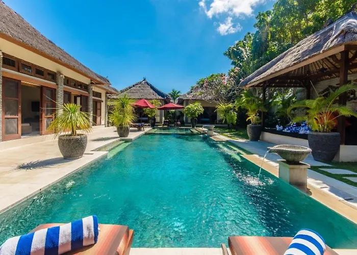 Luxury Antan Seminyak (Bali)